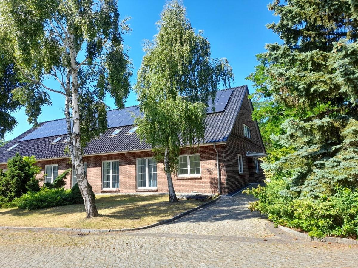 Gaestehaus Weinberge Elsterwerda ภายนอก รูปภาพ
